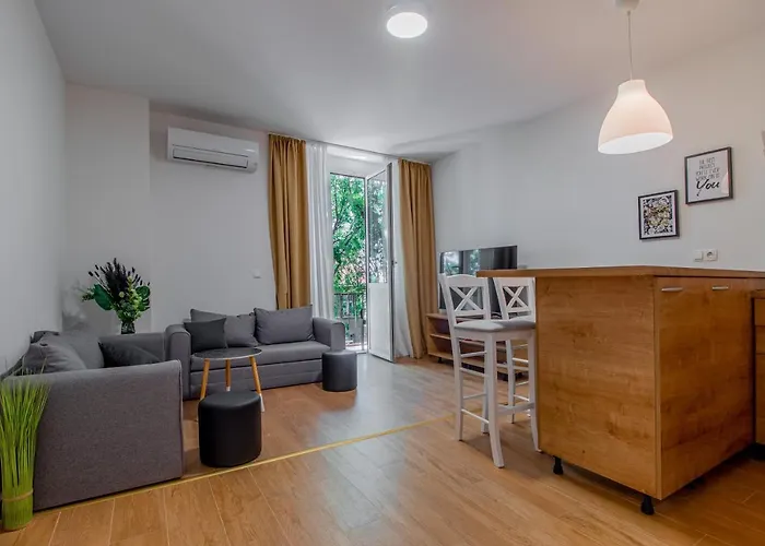 Apartments Euphoria East